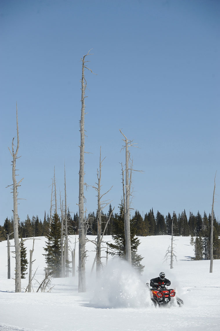 Snowmobile-Photography-by-Kort-Duce-031