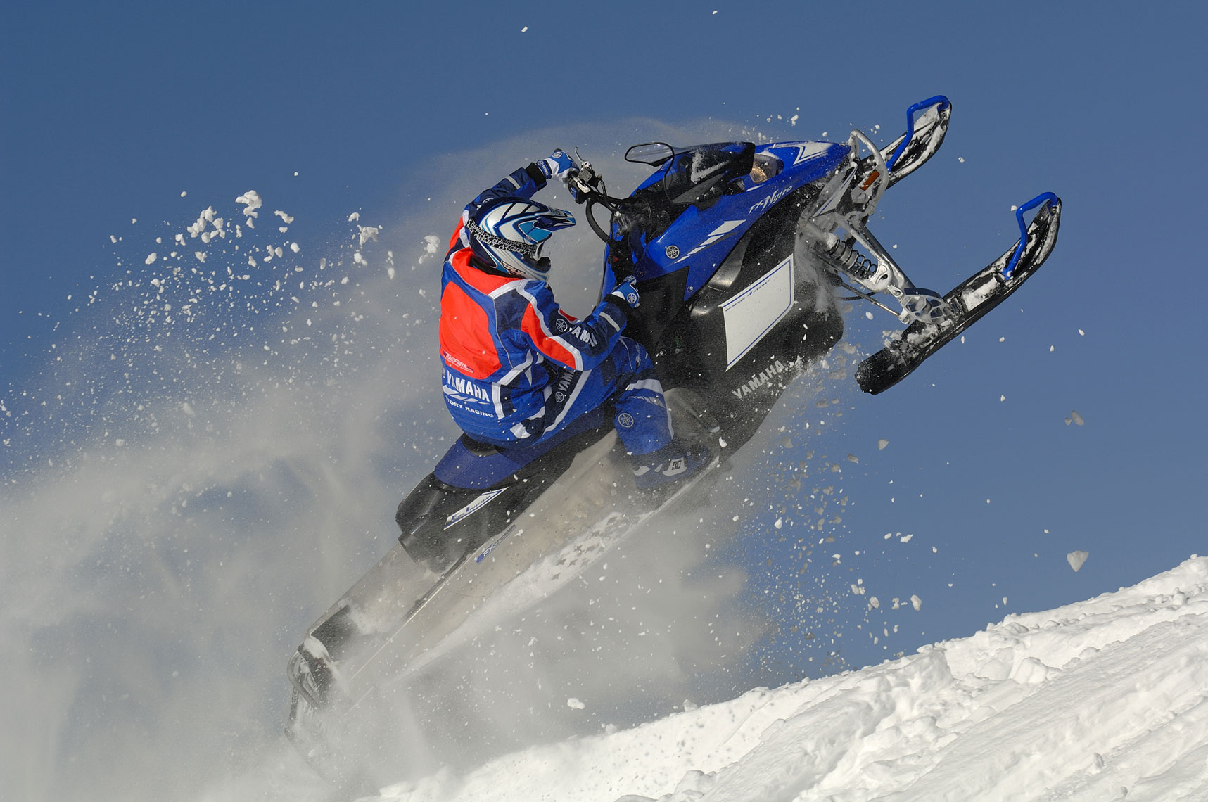 Snowmobile-Photography-by-Kort-Duce-214